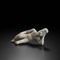 Sculpture LYING FIGURE de la Galerie Mermoz