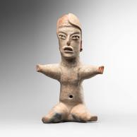 Sculpture PERSONNAGE ASSIS de la Galerie Mermoz