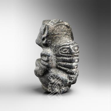 Crouching-figure–zemi de la Galerie Mermoz